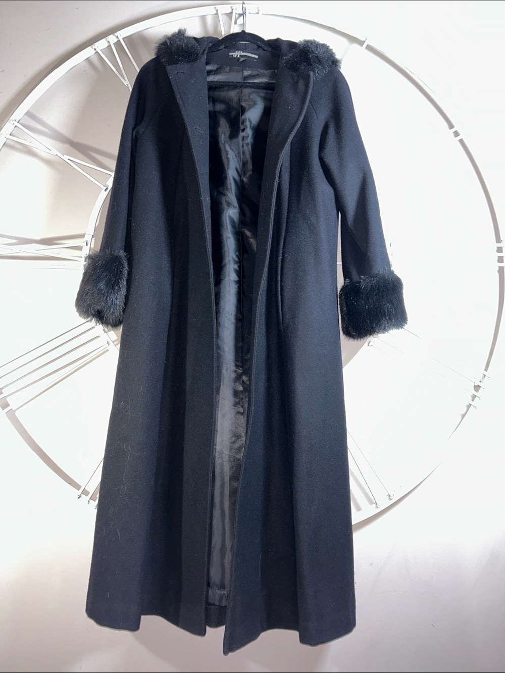 JP 1893 Wool Women's Black Long Trench Coat with Faux Fur Trim size 2 Missy